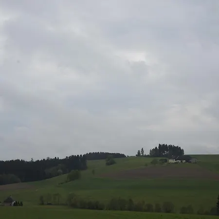 Langs Wirtshaus イン 3*