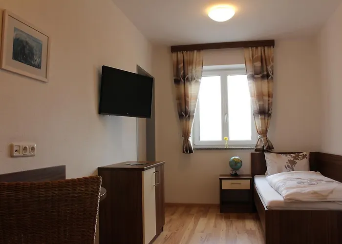 Langs Wirtshaus Πανδοχείο 3*